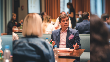 Alumni with U.S. Ambassador Eric Nelson